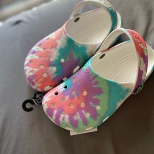 Classic Tie Dye clogs, girls size 1, brand new!